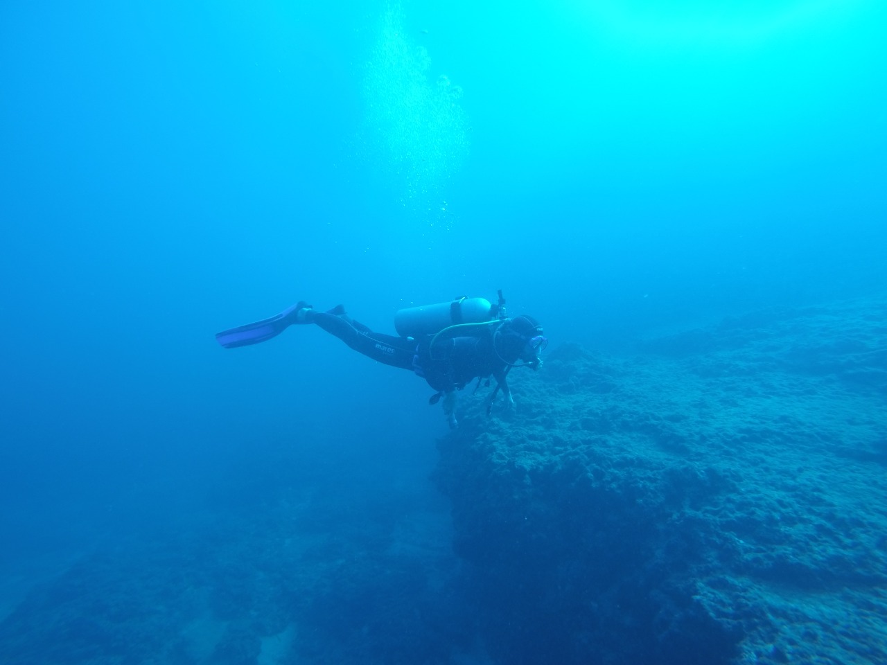 Plongée sur les vestiges sous-marins de la Méditerranée / Diving over Mediterranean underwater remains